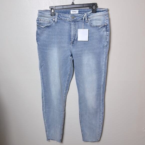 NWT Pistola Arielle skinny scissor cut hem jeans in No Pressure wash - Picture 4 of 12